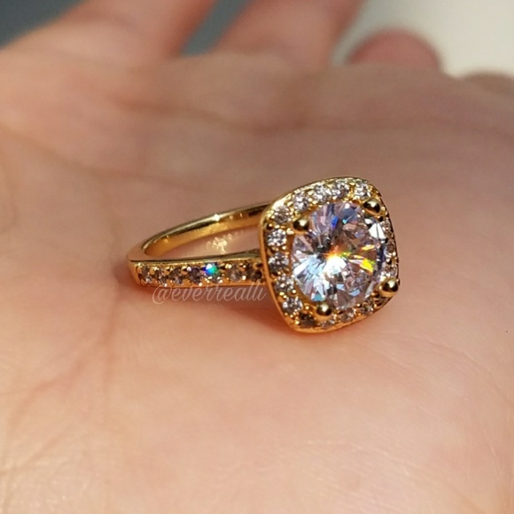 Gold Round Solitaire Square Halo Engagement Ring - Picture 6 of 8